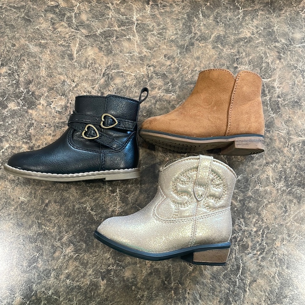 Bundle of 3 toddler boots